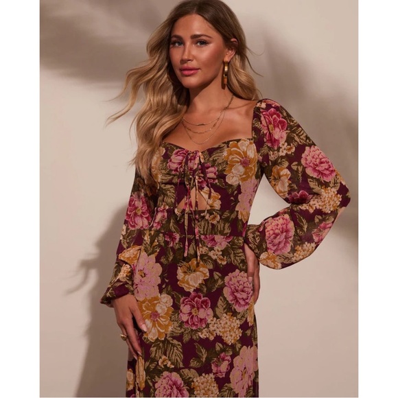 VICI Spicing Things Up Floral Mesh Maxi Dress XS NWT - Picture 3 of 13